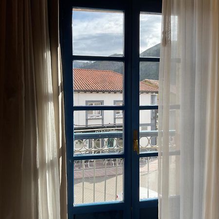 Hotel Cuevas Del Mar ヌエバ・デ・リャネス エクステリア 写真